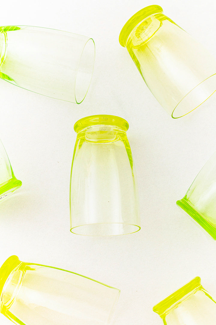 Vintage neon groene drinkglazen uraniumglas - set van 7