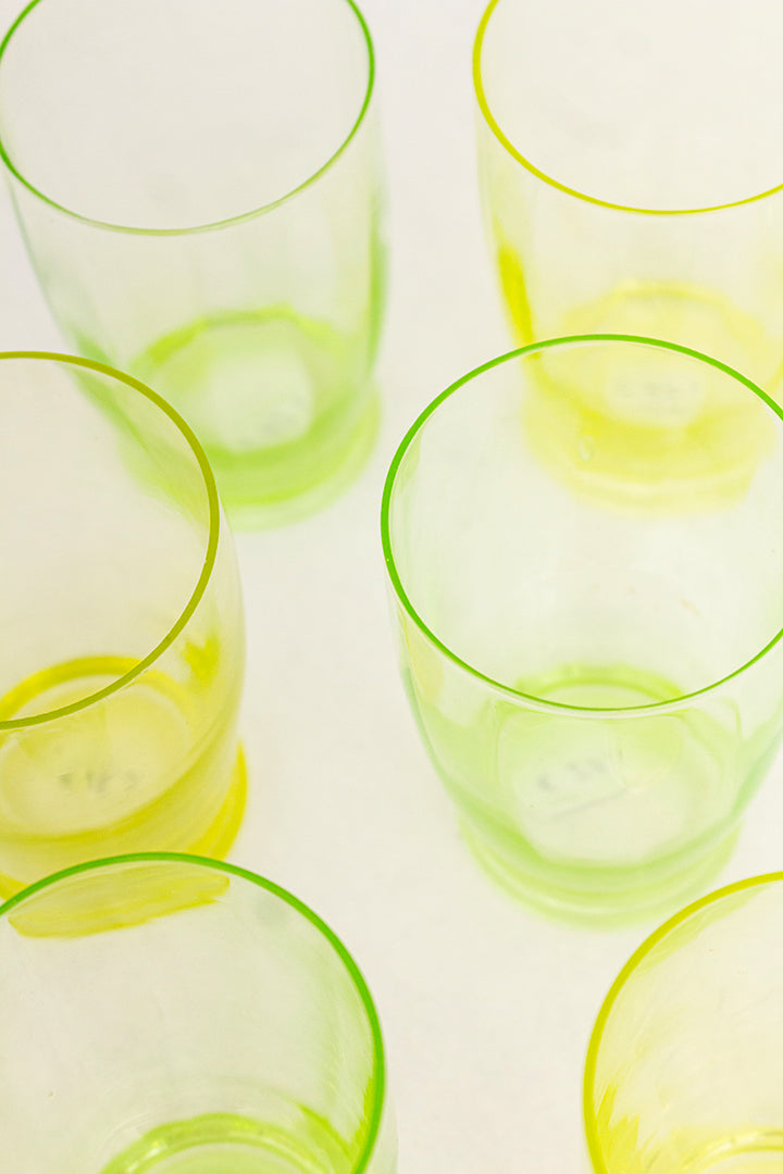 Vintage neon groene drinkglazen uraniumglas - set van 7