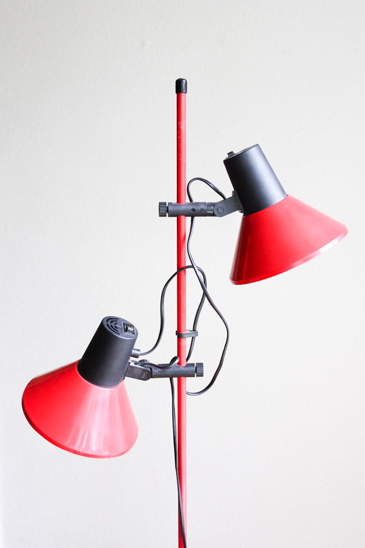 Vintage rode vloerlamp