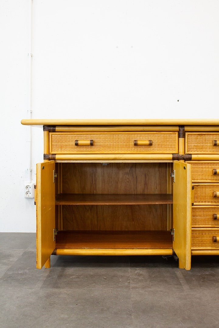 Vintage rotan bamboe sideboard