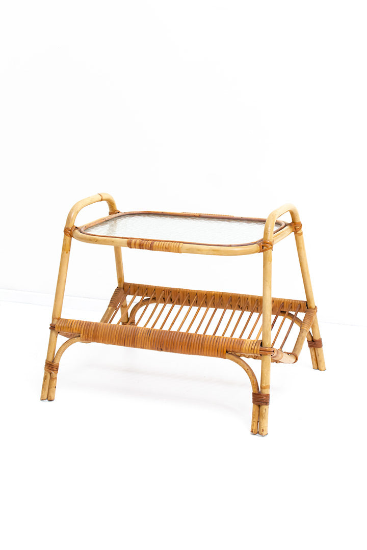 Vintage rotan salontafel met glasplaat