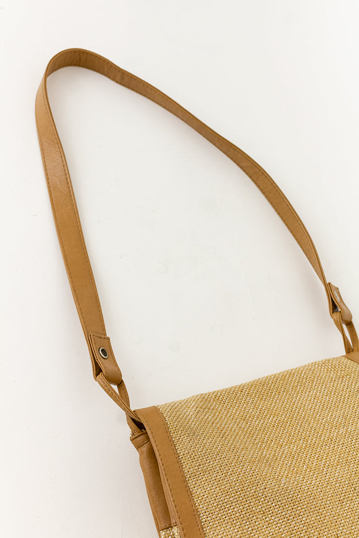 Vintage rotan schoudertas met bruine leren details