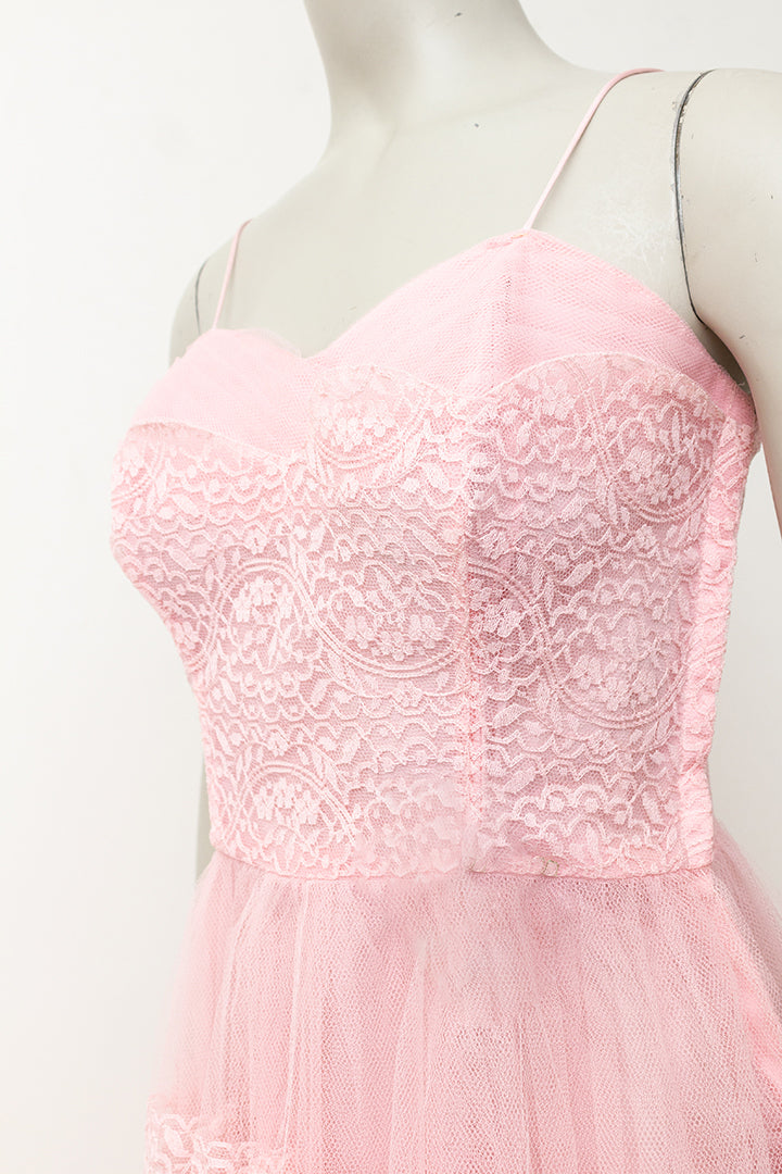 Vintage roze galajurk met tule en kant