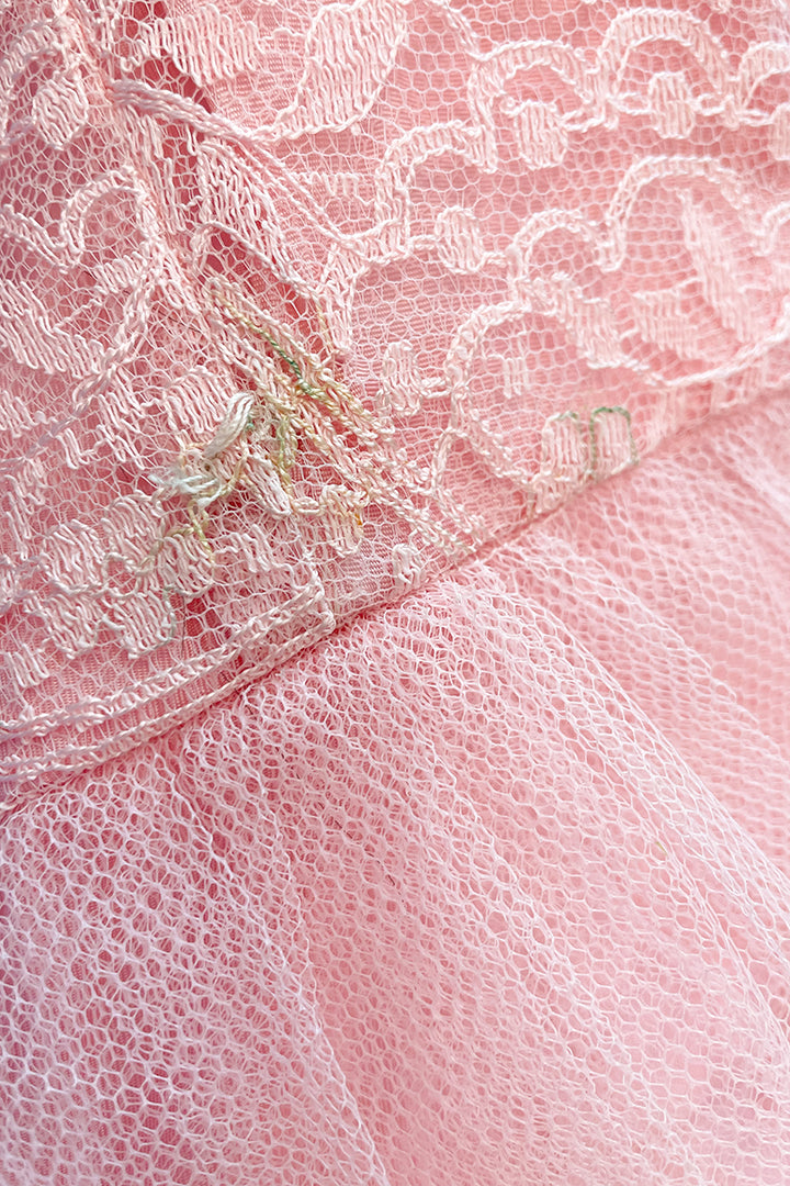 Vintage roze galajurk met tule en kant