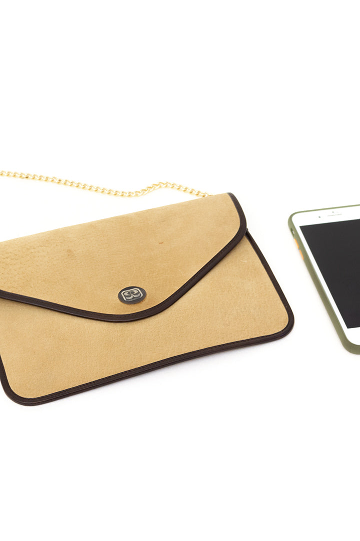 Vintage schoudertas bruin/beige met goudkleurige chain Rochas
