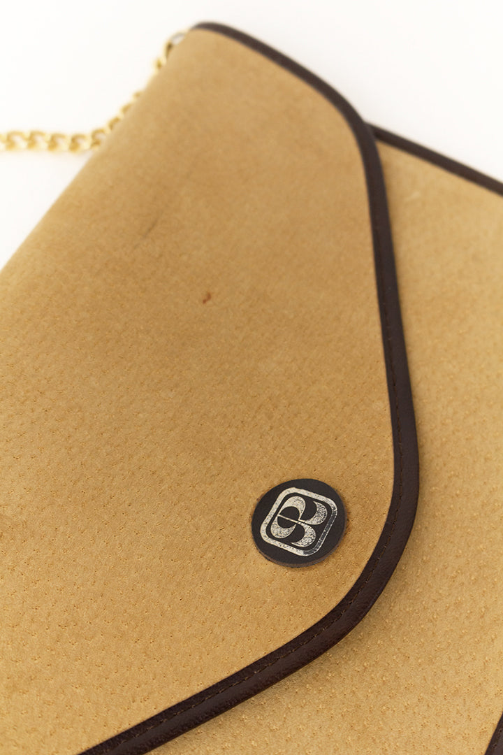 Vintage schoudertas bruin/beige met goudkleurige chain Rochas