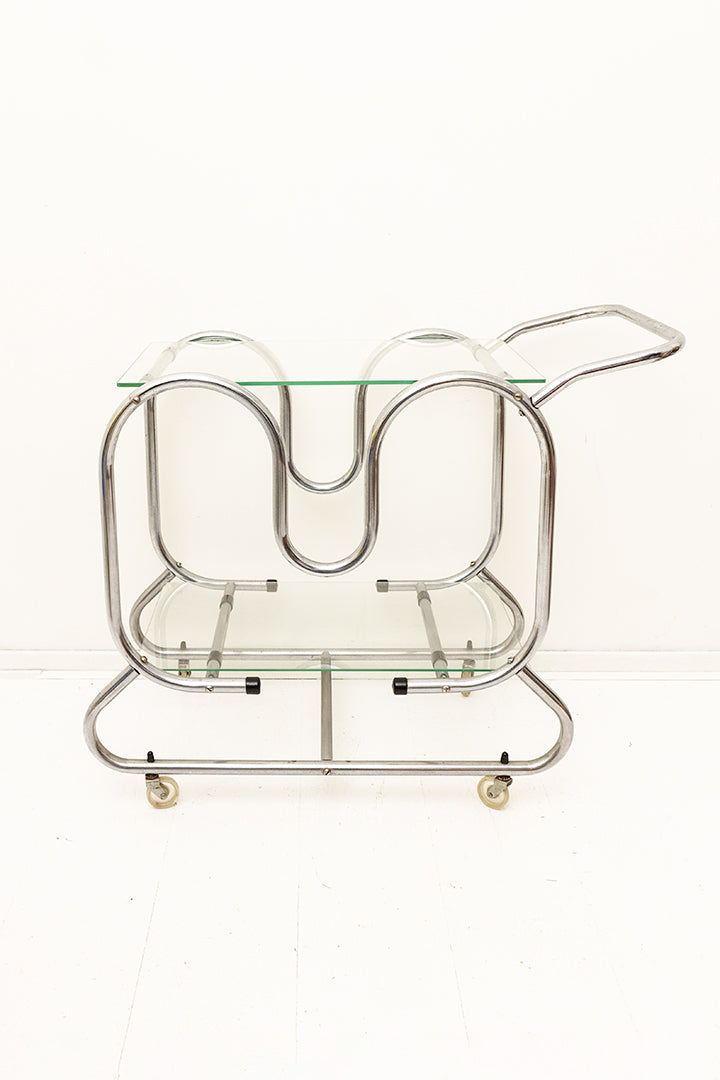 Vintage serveerwagen met verchroomd frame en twee glazen bladen