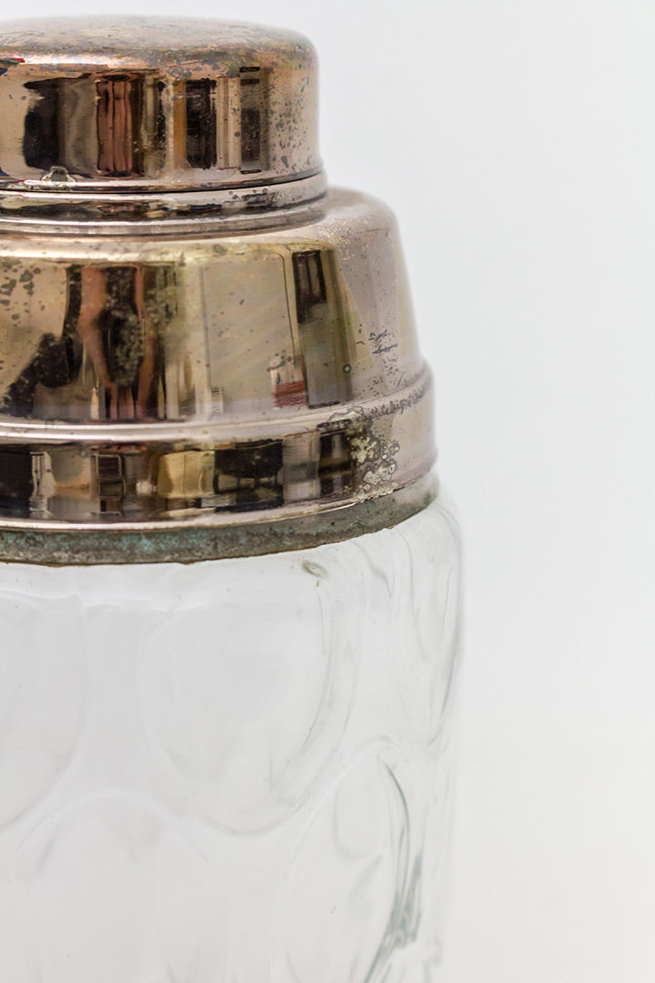 Vintage shaker voor cocktails bubbelglas