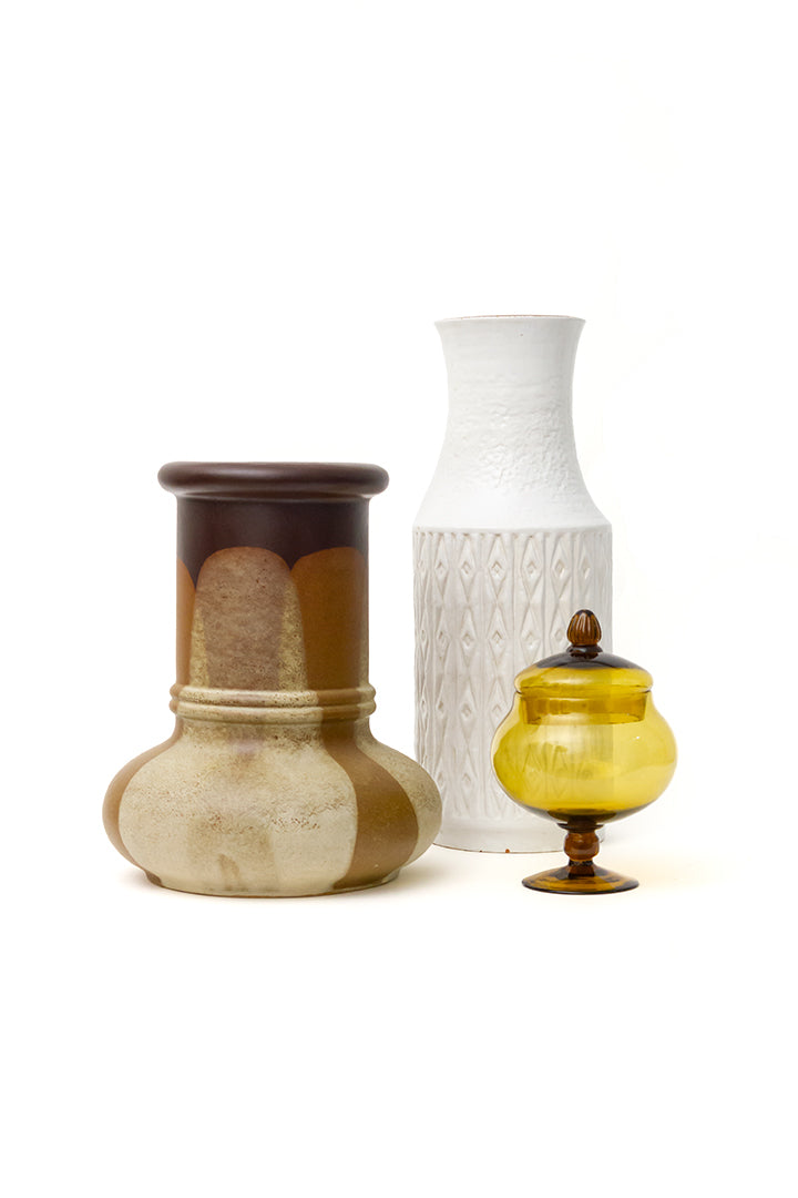 Vintage snoeppot van amberkleurig glas met deksel
