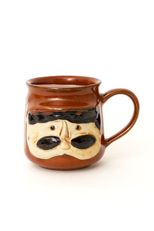 Vintage snorbeschermer mok van terracotta