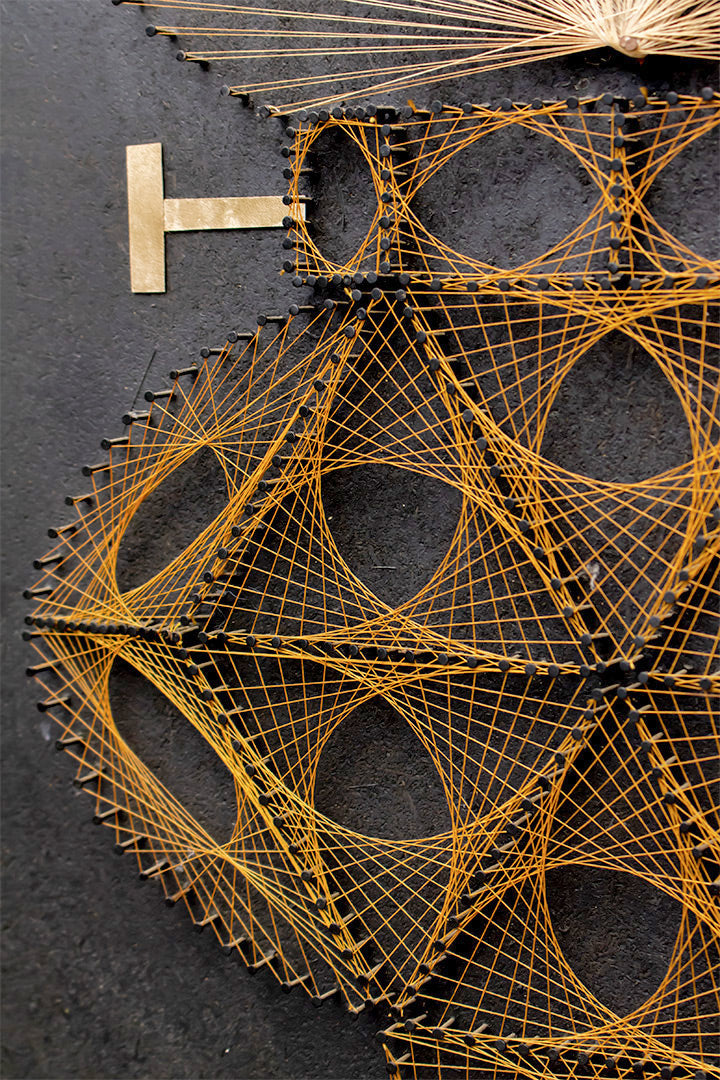 Vintage string art geometrische olielamp in houten lijst
