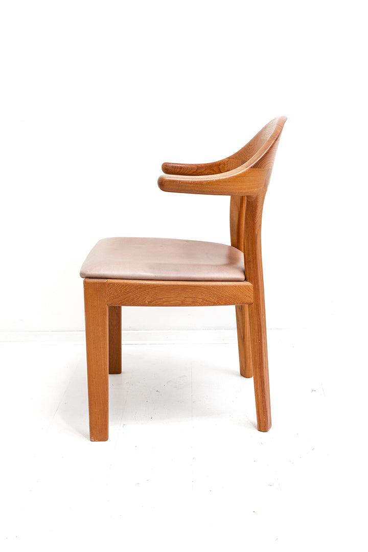 Vintage teakhouten stoel Holstebro Möbelfabrik Denemarken