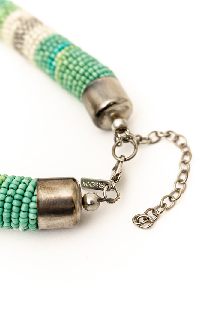 Vintage turkooizen ketting met kleine kraaltjes