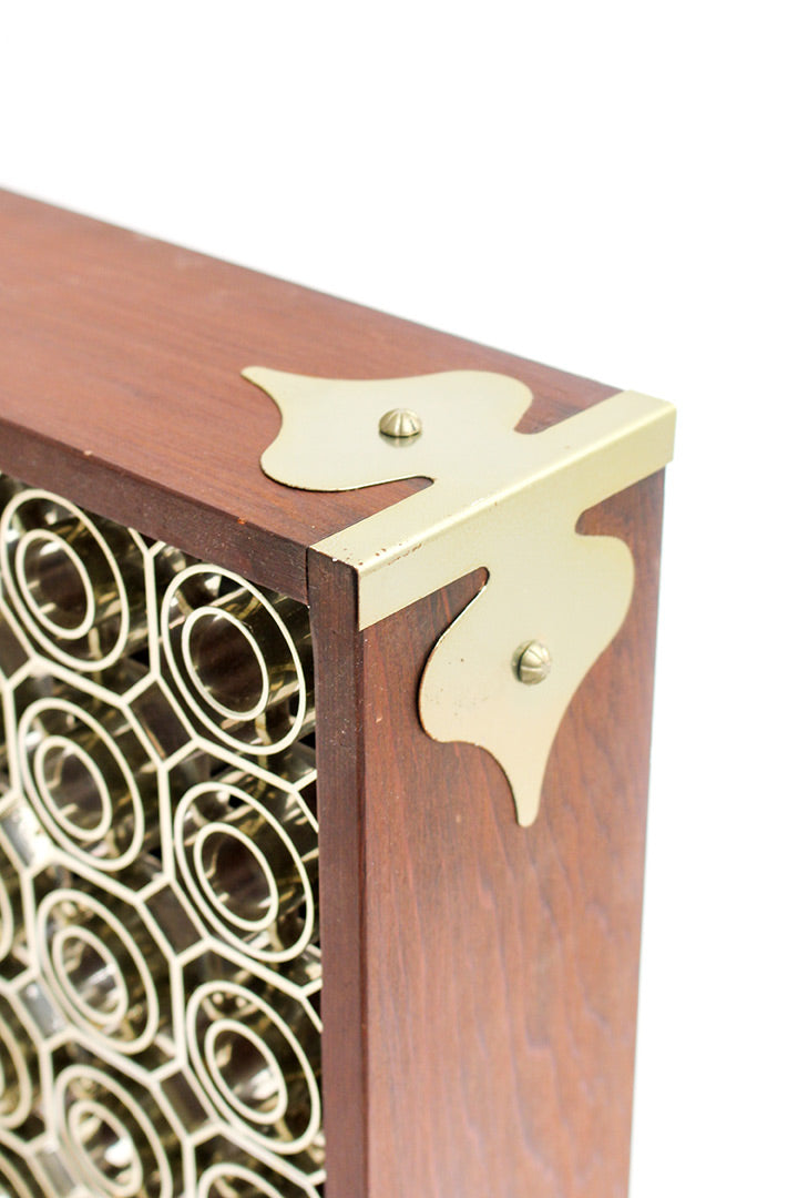 Vintage vierkante houten plafonnière met rooster in Art Deco stijl en goudkleurige details