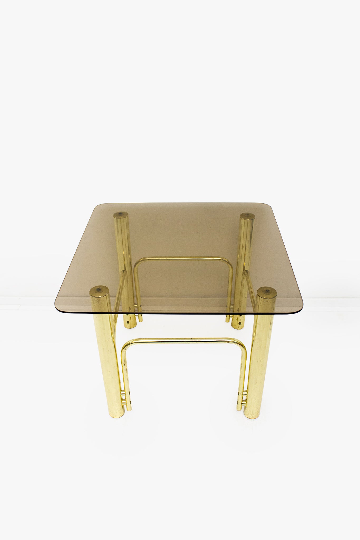 Messing vintage salontafel met rookglazen glasplaat 