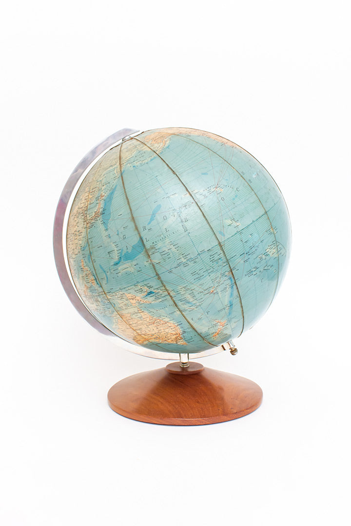 Vintage wereldbol TL Globe 1959 met houten voet