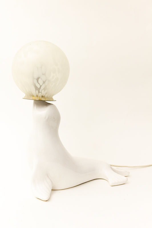 Vintage zeehond lamp met glazen gestipte bal jaren 90