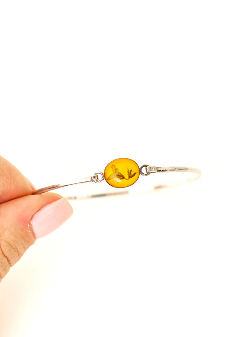 Vintage zilveren armband met droogbloem