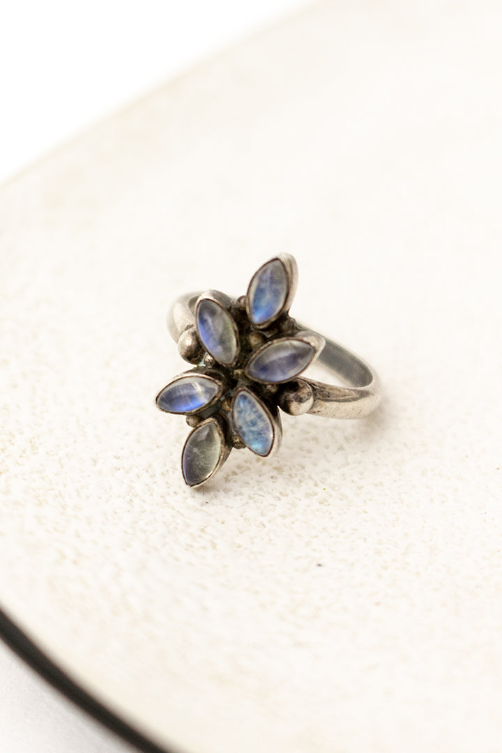 Vintage zilveren ring met maanstenen
