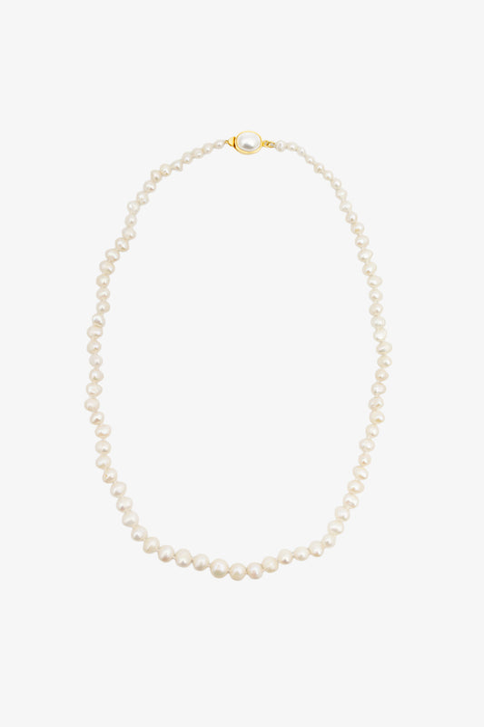 Vintage zoetwater parelketting met goudkleurige sluiting
