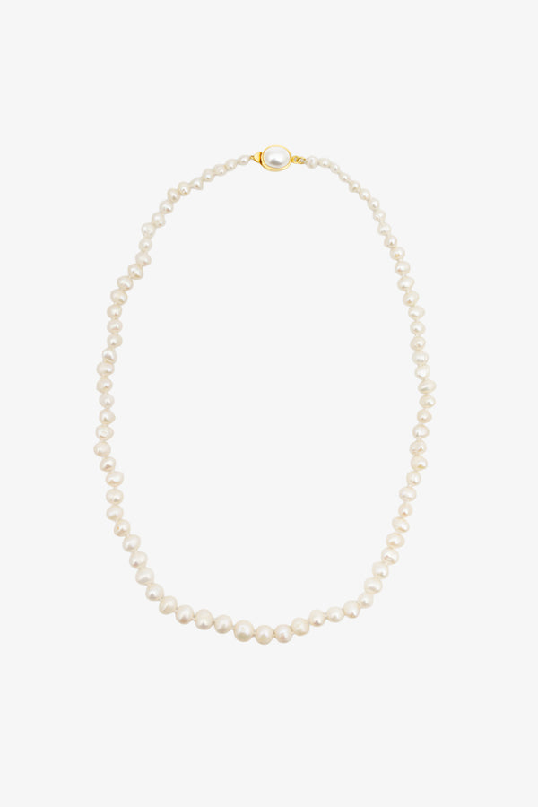 Vintage zoetwater parelketting met goudkleurige sluiting