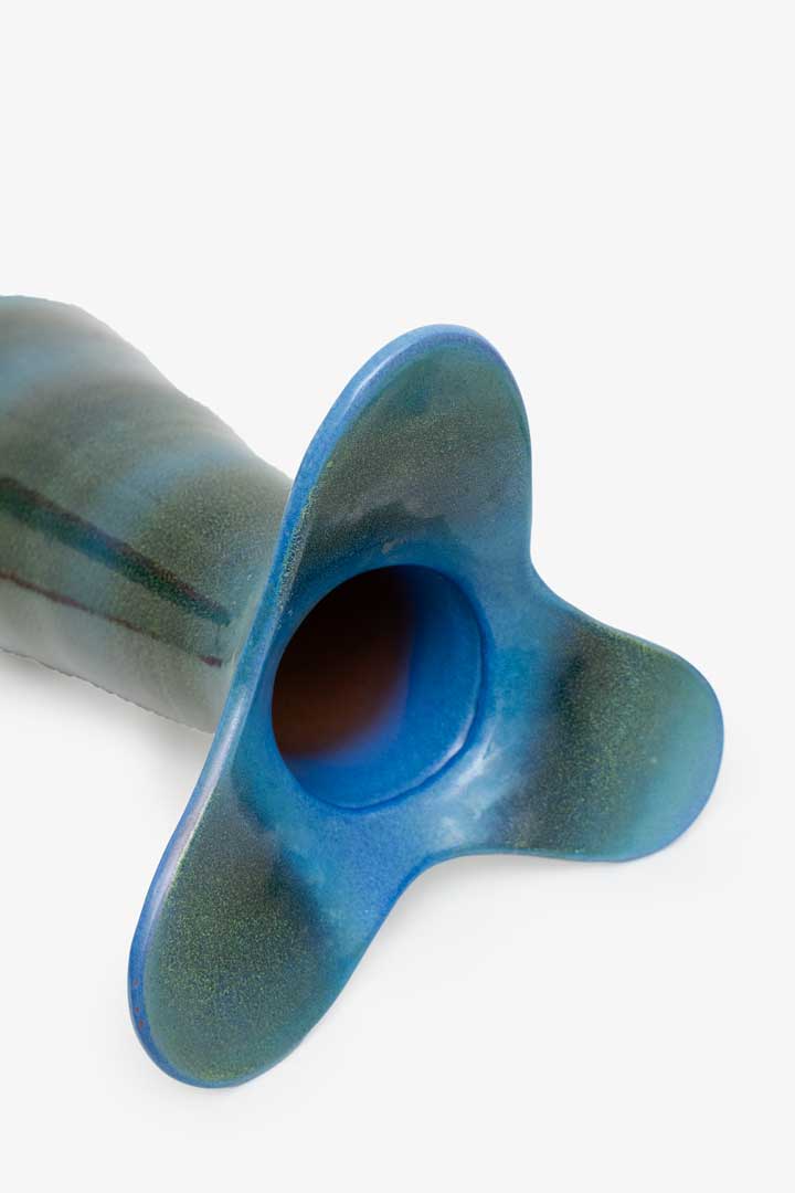 Vloervaas met blauw groen glazuur