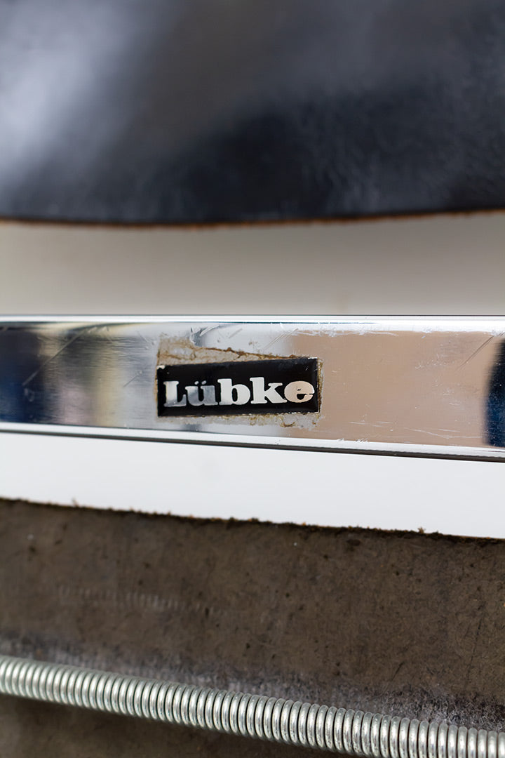 Vono Lübke vintage klapstoel met verchroomd frame en zwarte leren zitting