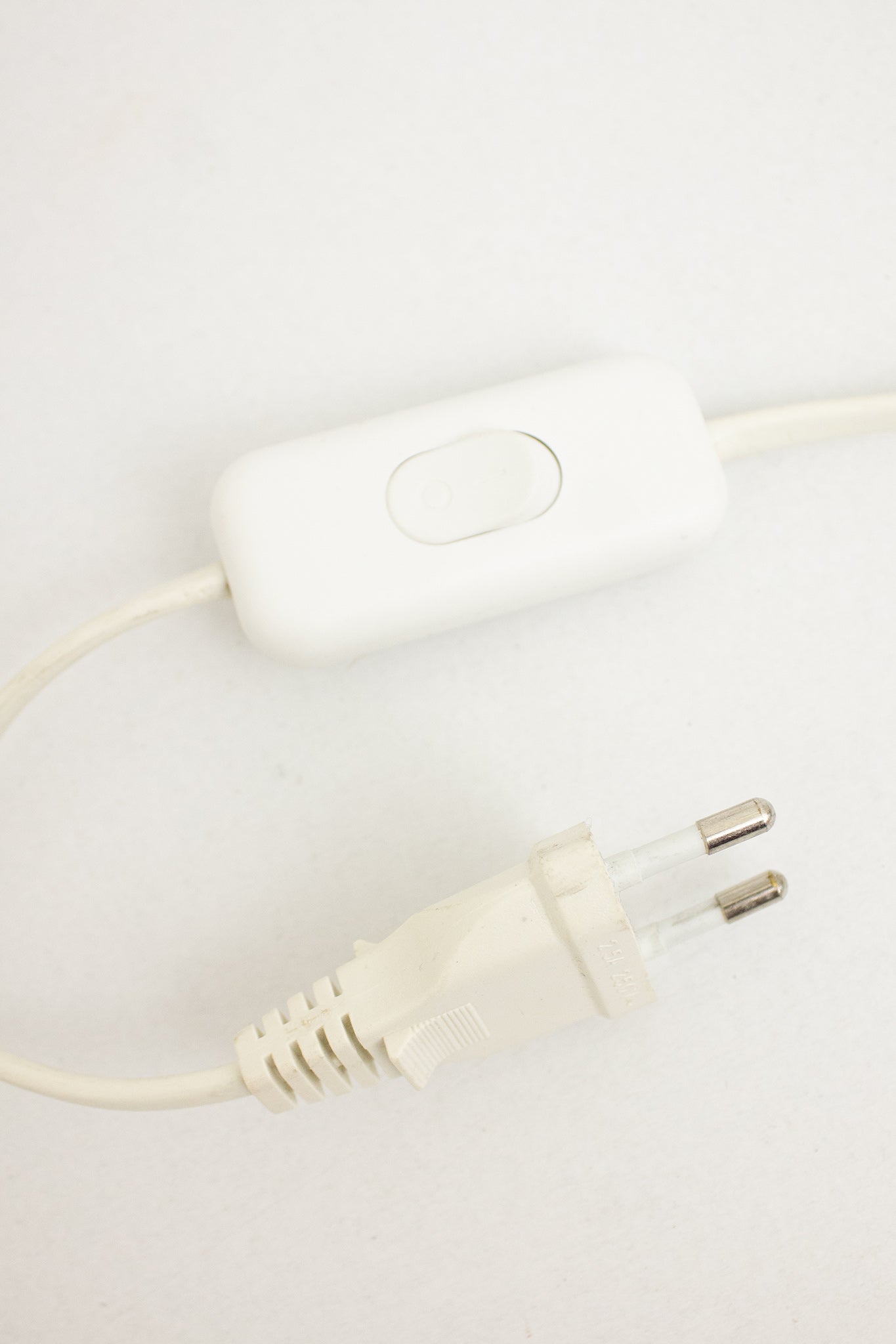 Witte Ikea PS series 2017 Ola Wihlborg tafellamp