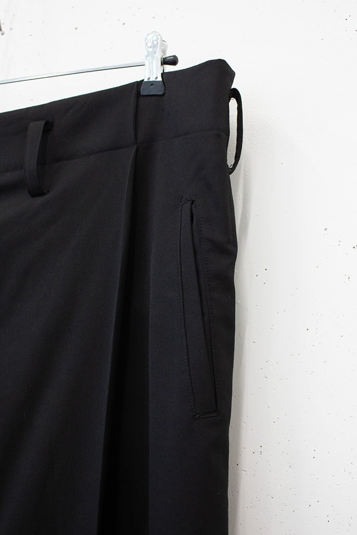 Y’s Yohji Yamamoto FW03/04 wollen broekrok met oversized zak