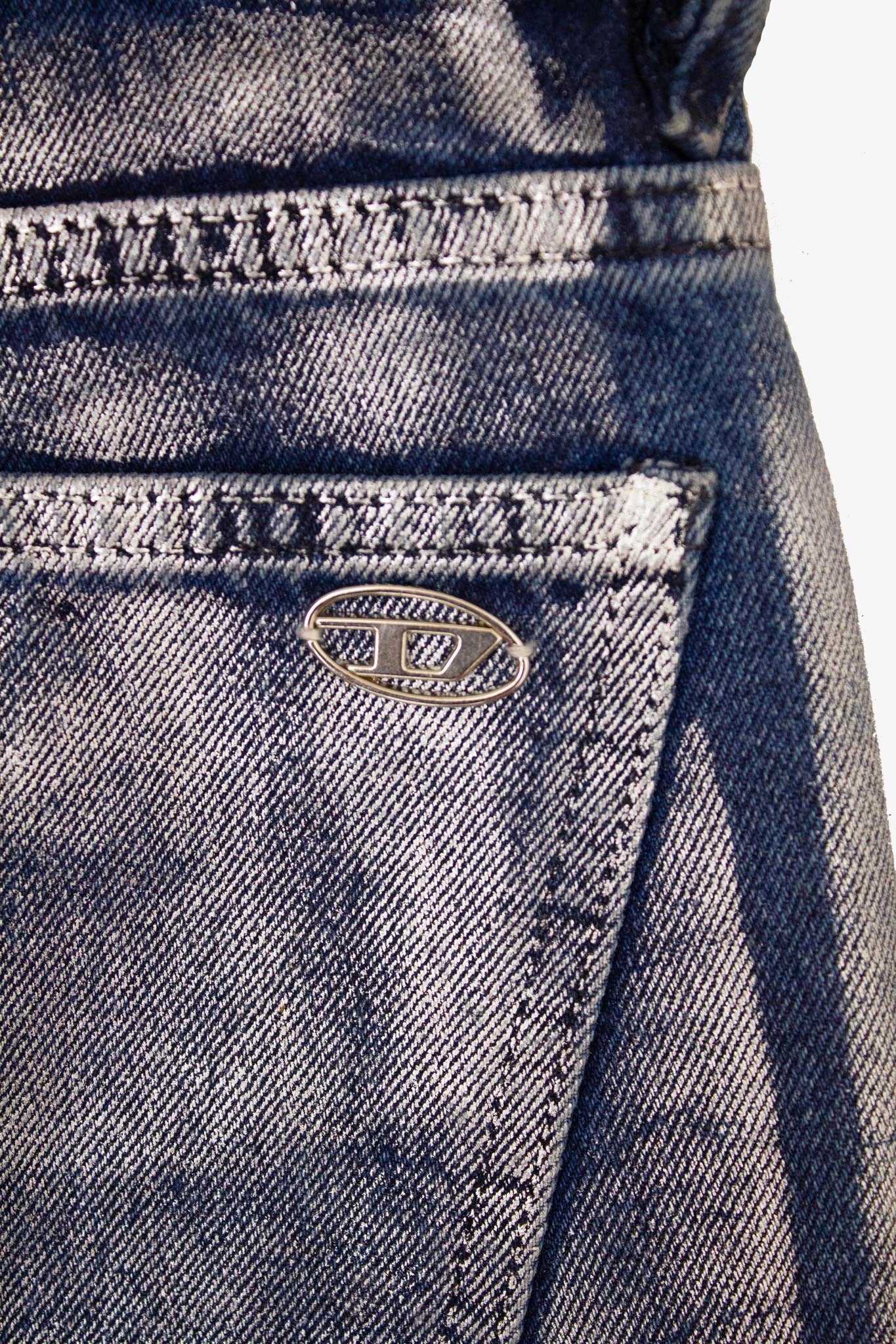 Zilver coated Diesel FW24 jeans (nieuw)