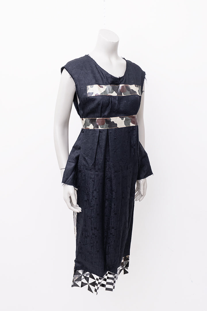 Zwarte jurk Comme des Garçons 2000 met camouflageprint en plastic bies