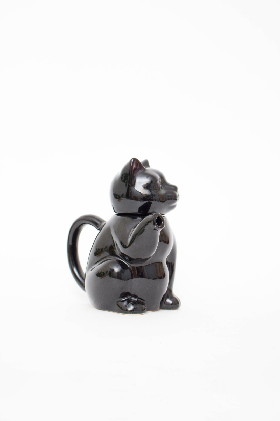 Zwarte porseleinen theepot kat
