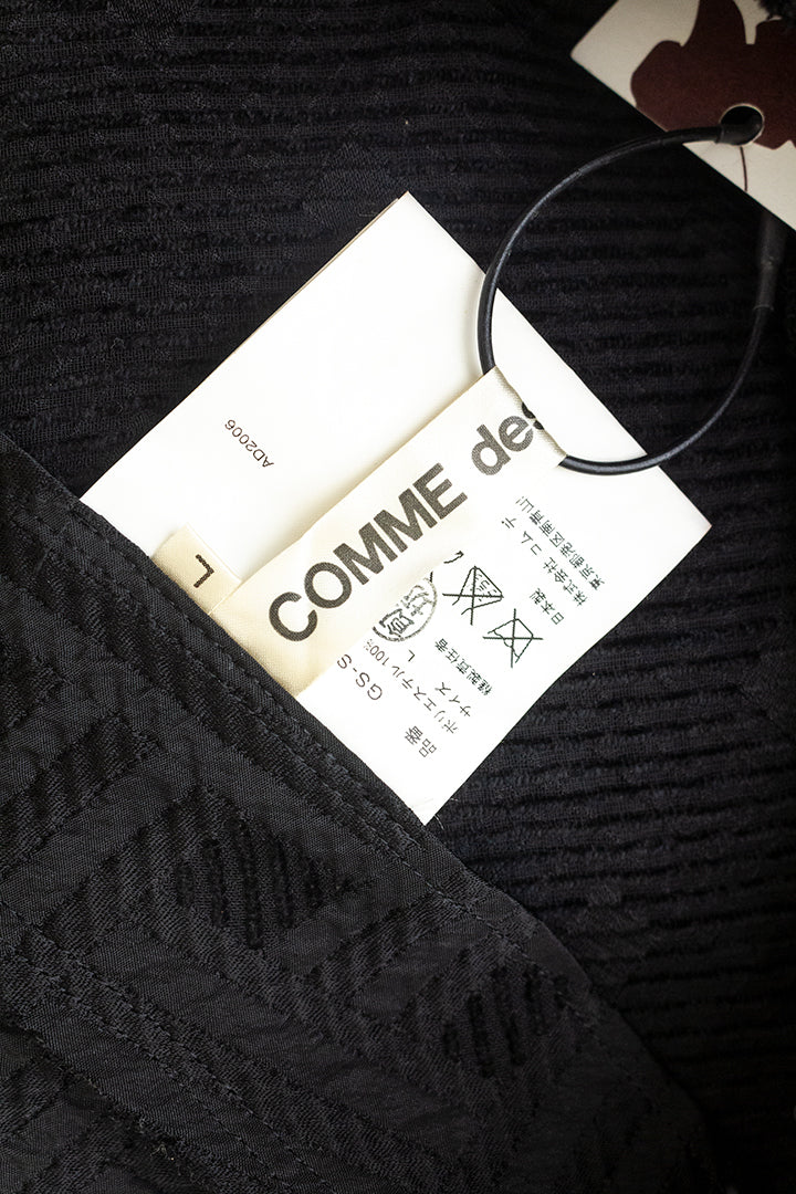 Zwarte rok met textuur Comme des Garçons AD2006