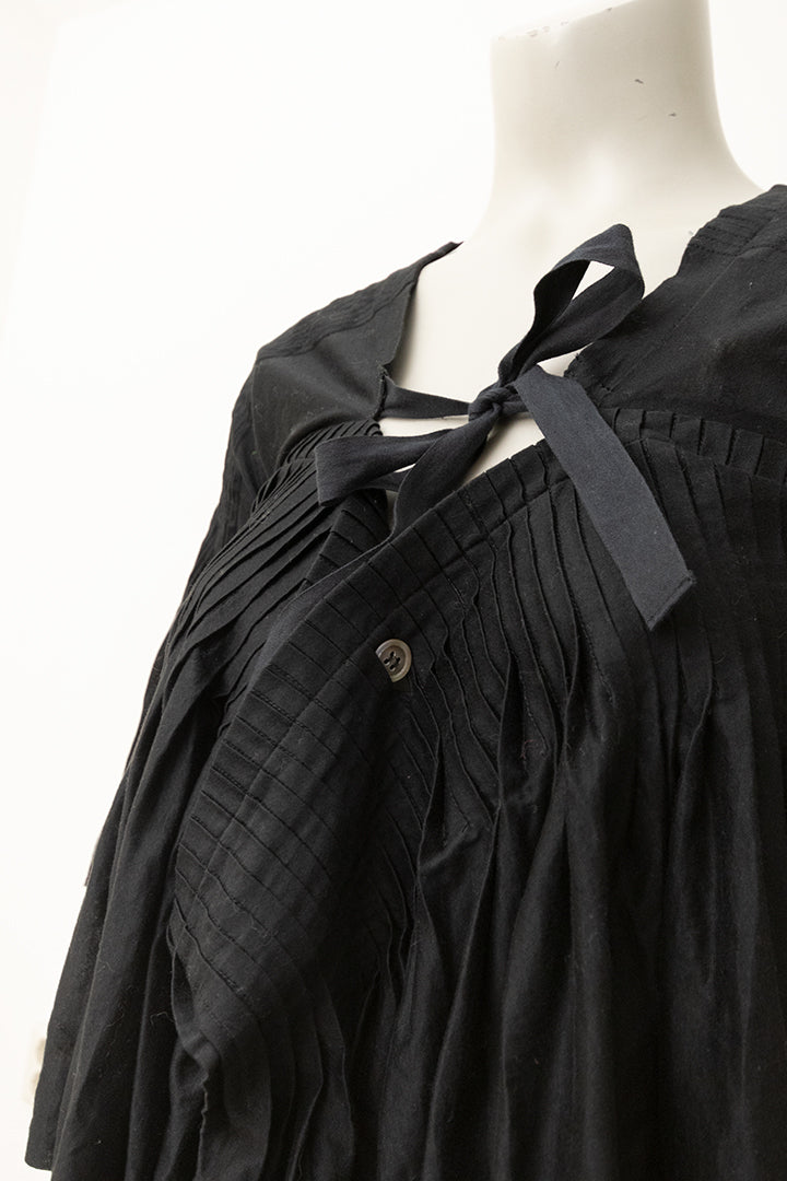 Zwarte top met plooien Tao Comme des Garçons voor 10 Corso Como