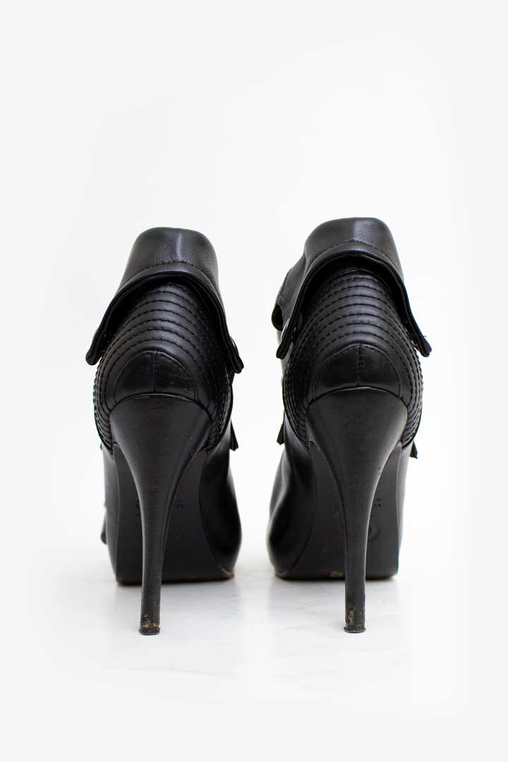 Zwarte leren Alexander McQueen motorcycle jacket pumps