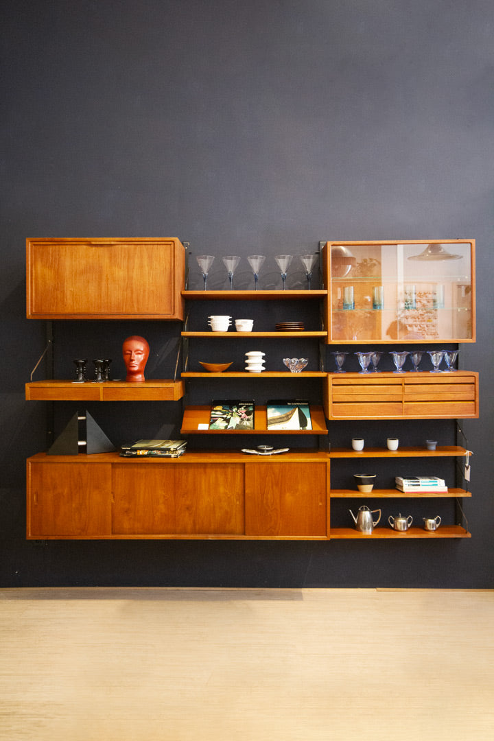 Jaren 60 modulair Poul Cadovius wandsysteem door Royal System