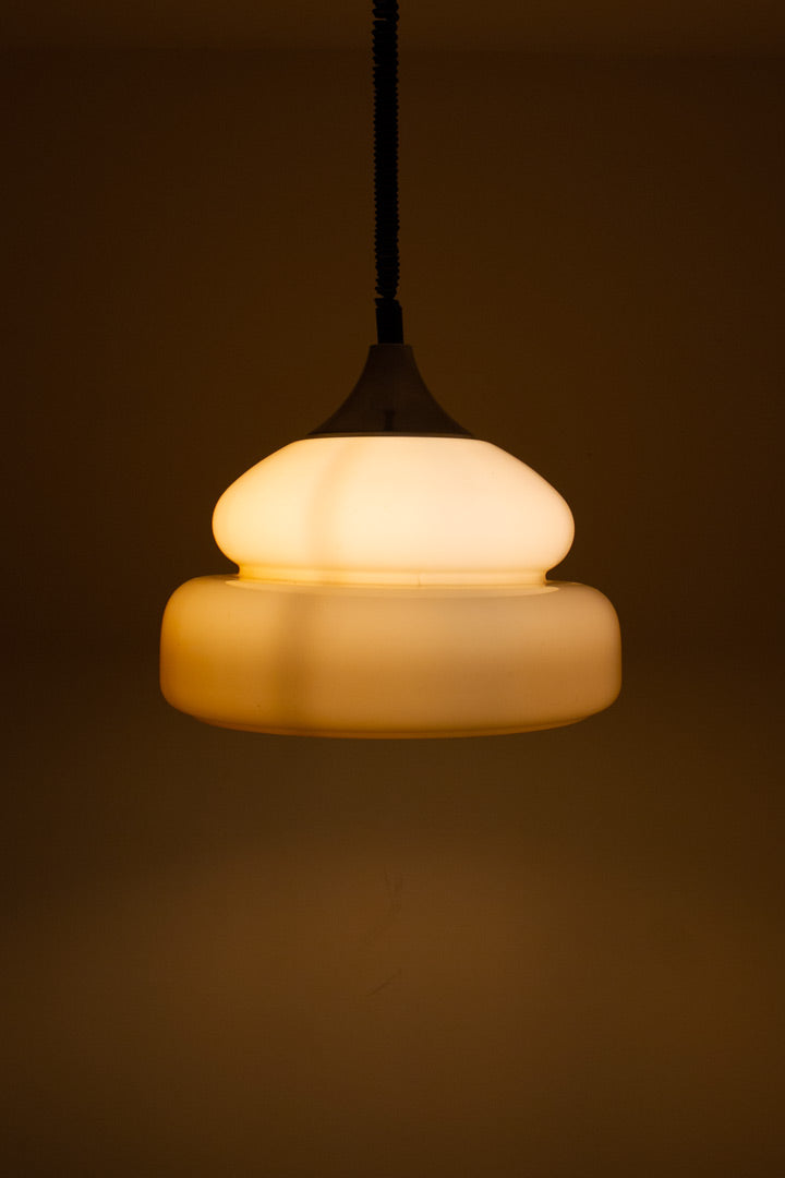 Mid-century gegolfde kunststof hanglamp
