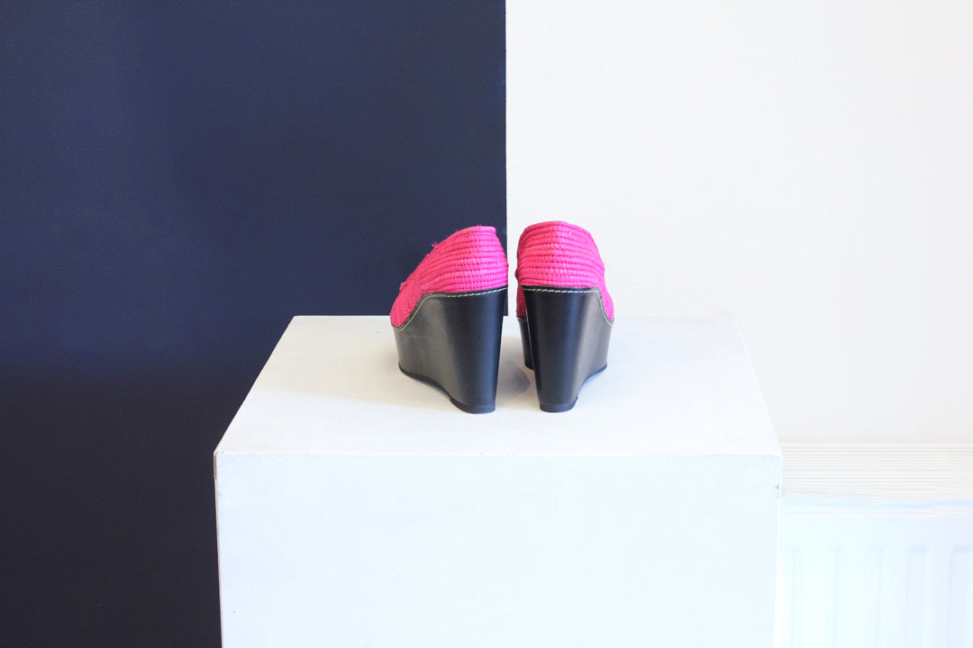 Roze raffia wedges met plateauzool van Carven by Robert Clergerie maat 36