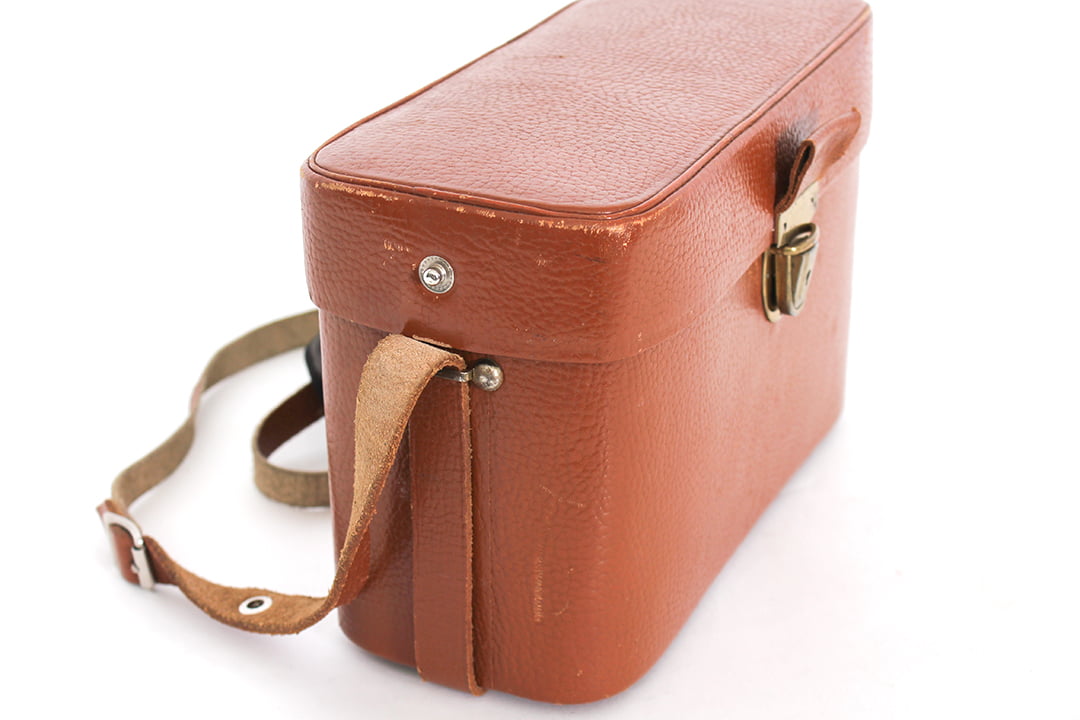 Cognac bruine vintage camerakoffer met rode voering