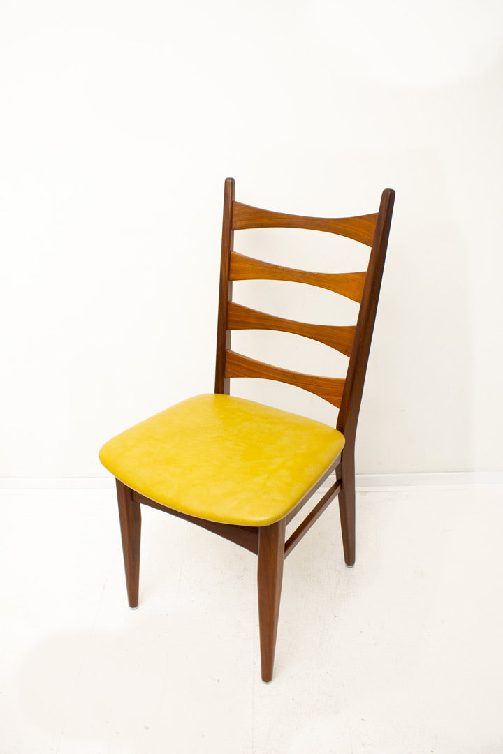 Set van 2 Deens design stoelen van teakhout
