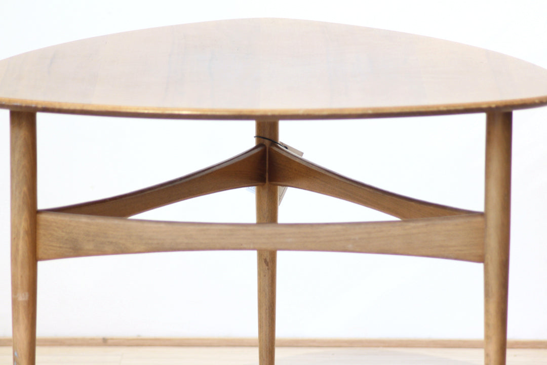 Driehoekige vintage bijzettafel met ronde vormen jaren 60