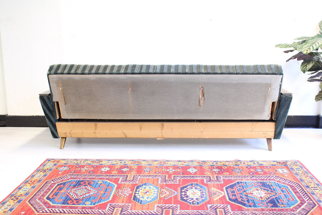 Groene Deense slaapbank velours / sofabed jaren 60