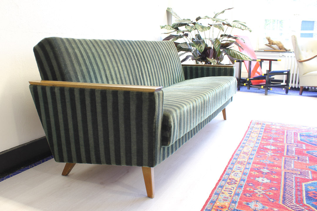 Groene Deense slaapbank velours / sofabed jaren 60