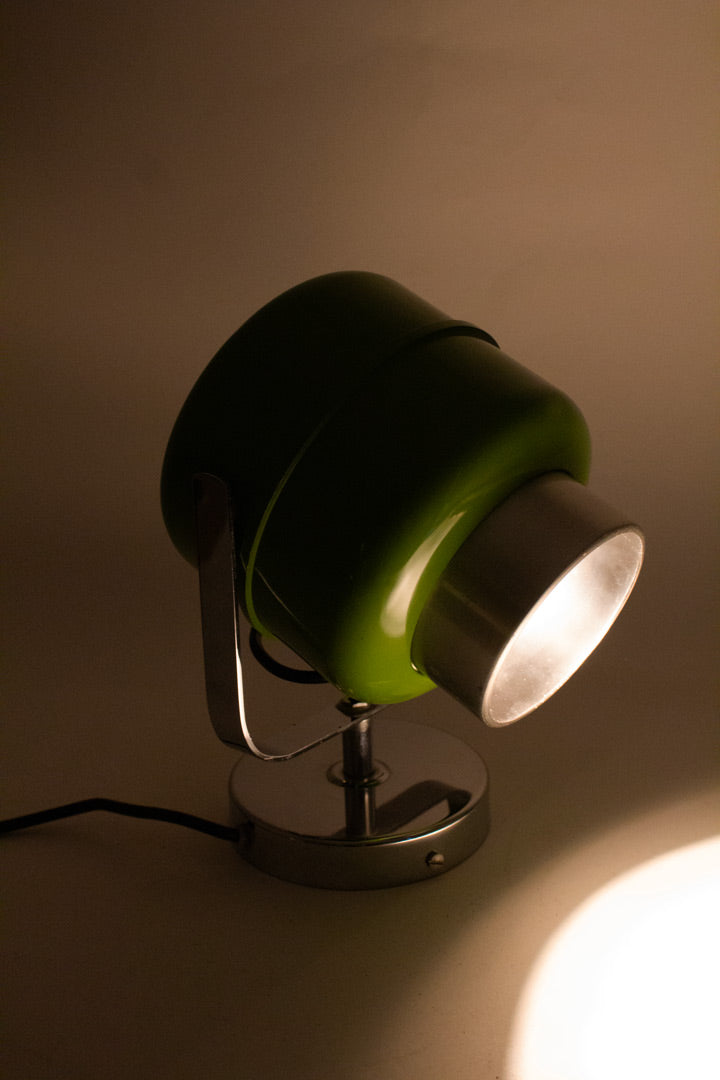 Vintage groene metalen wandlamp