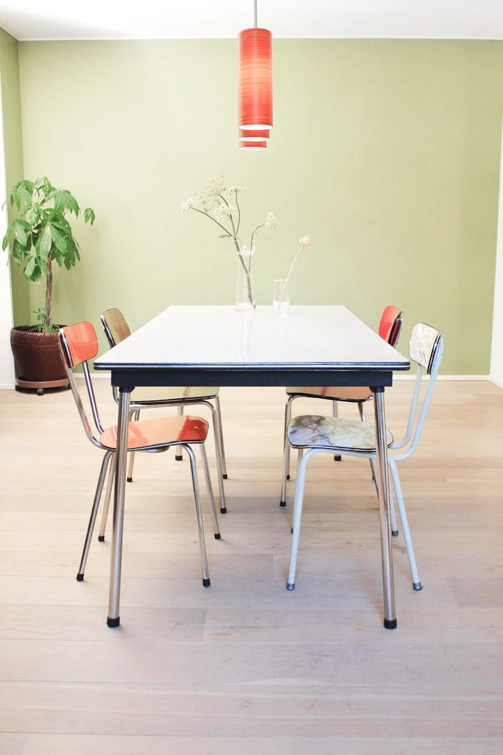 Grote vintage formica eettafel 161 x 80