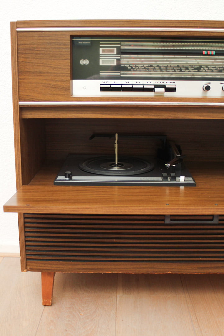 Vintage Radiogram Sideboard Grundig
