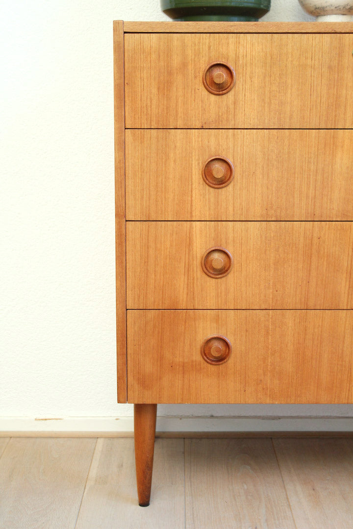 Scandinavische Royal Board vintage commode / ladenkastje