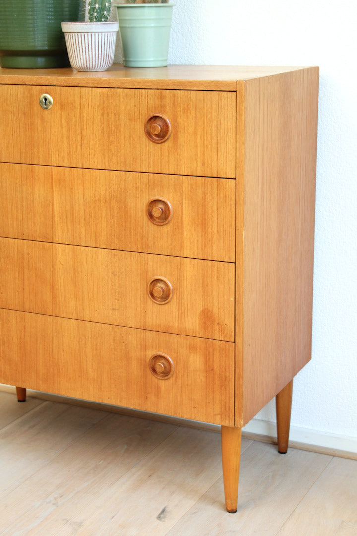 Scandinavische Royal Board vintage commode / ladenkastje