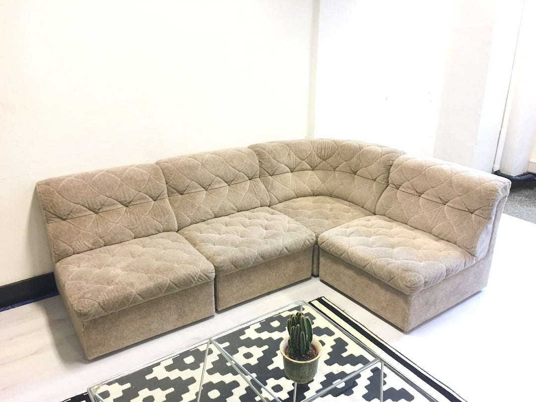 Vintage Laauser Design elementen bank in de stijl van De Sede