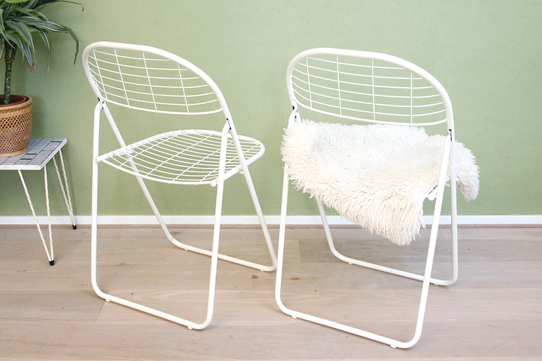 4x Opklapbare vintage draadstoelen